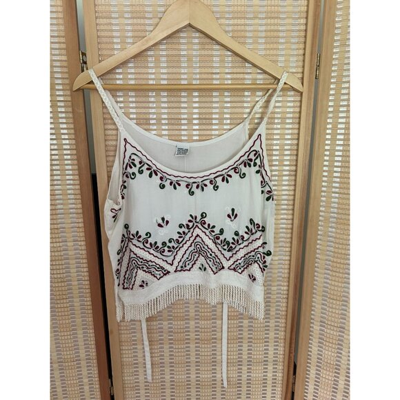 Shoreline White Embroidered Cotton Tank Top & Skirt Set With Fringe Details - Picture 5 of 13